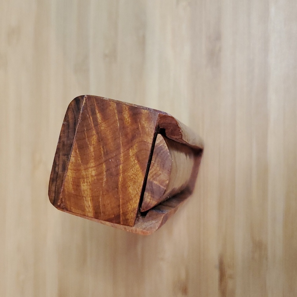 Wooden dice set in case - Picture 7 of 8